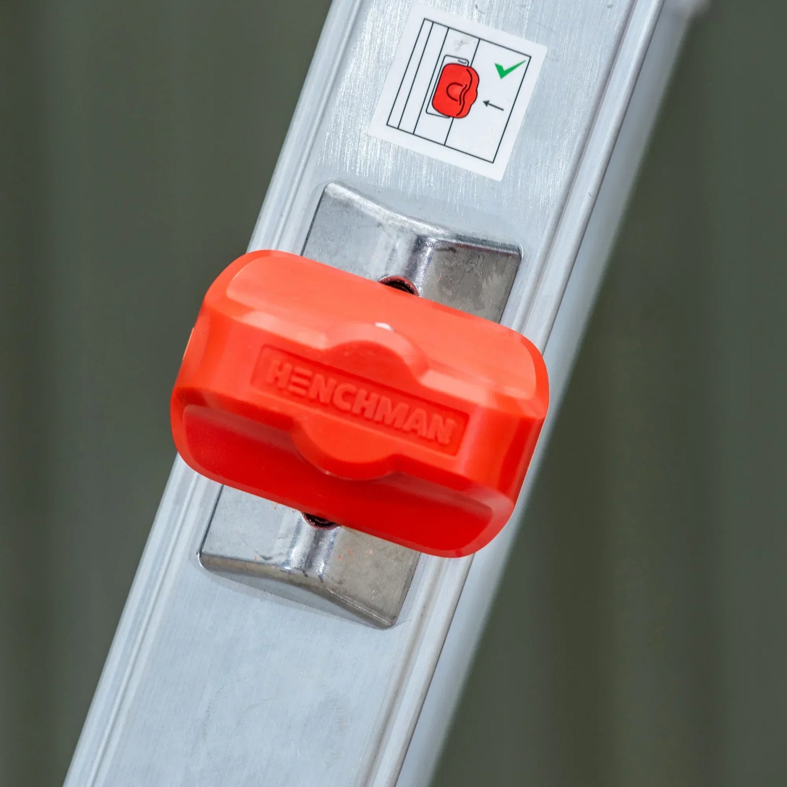 open locking pin for telescopic frame on the ATTP