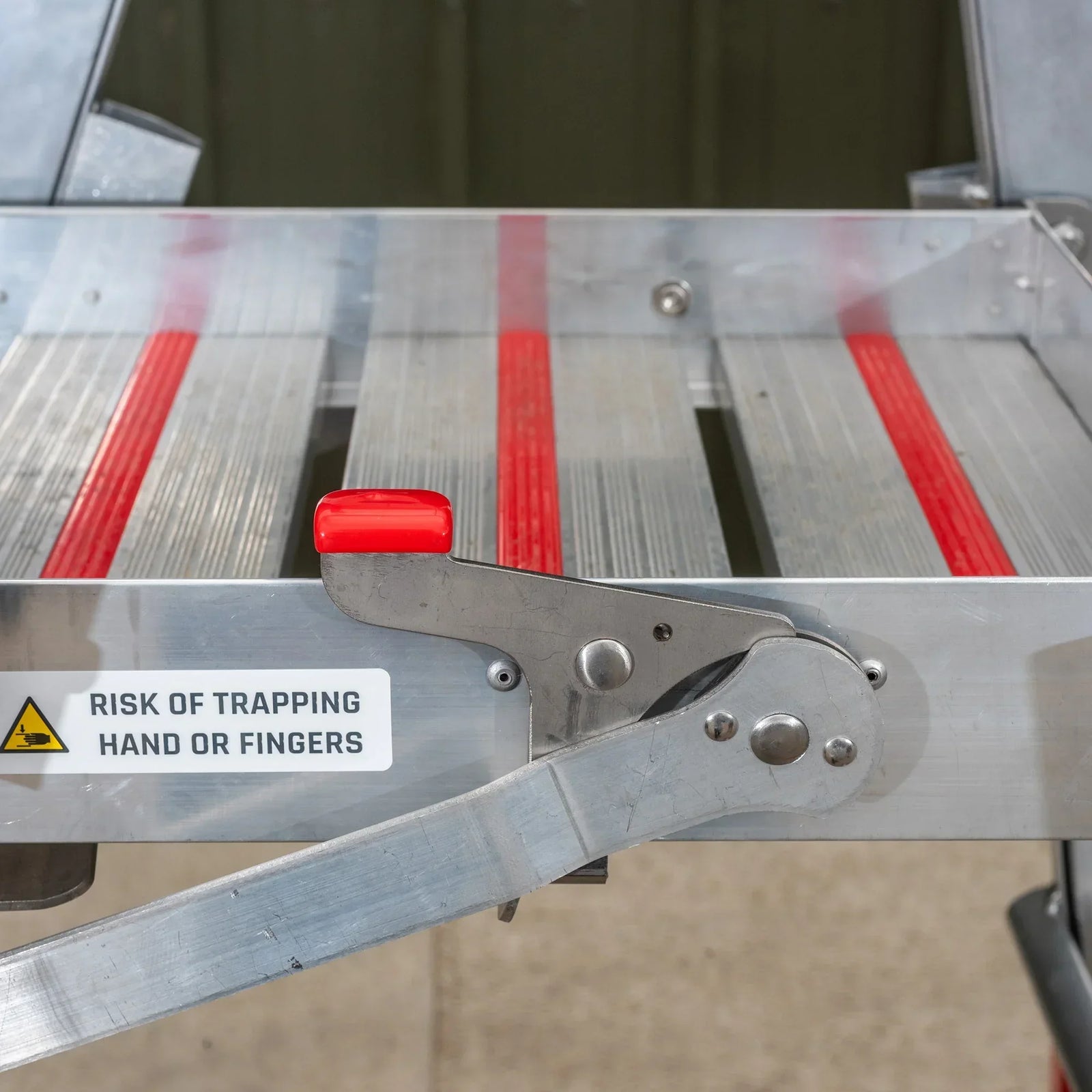 close up of the platform on the All Terrain Telescopic Platform