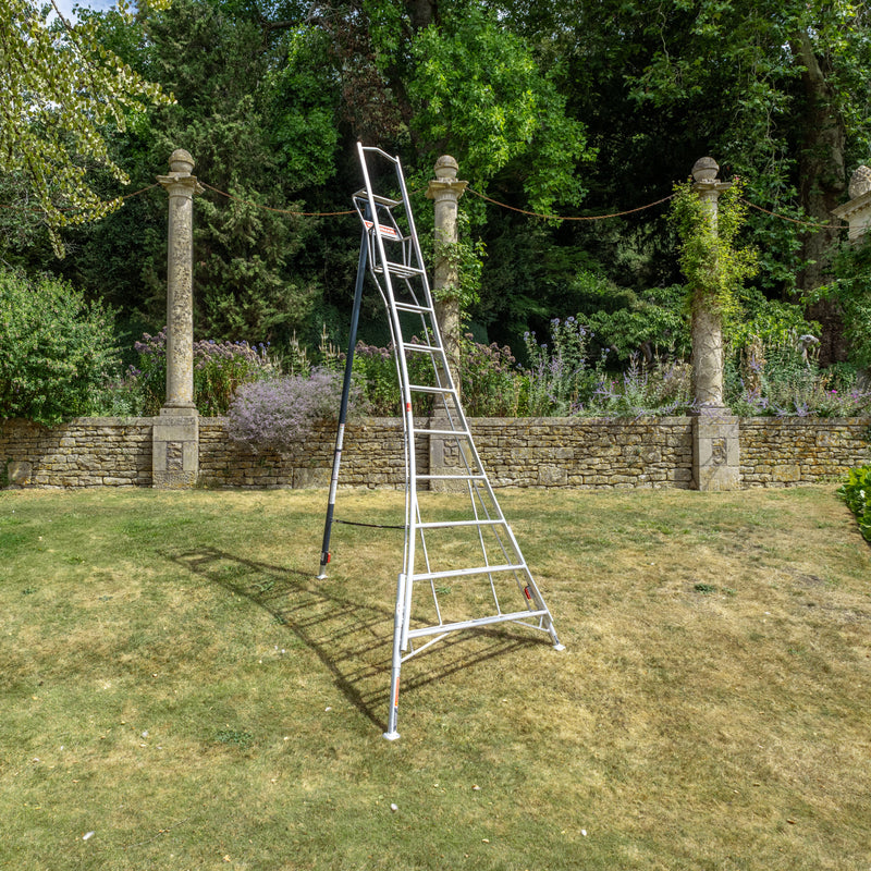 Henchman Fully Adjustable Tripod Ladder